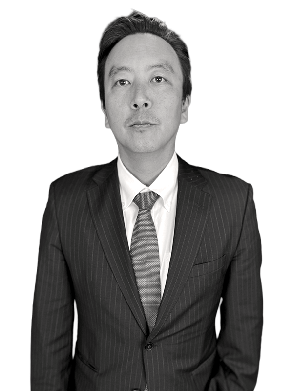 Photo of Larry Chase